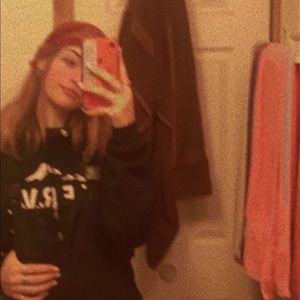 Meet your Posher, Ava